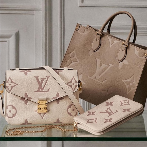 Bags - Picture 6 of 7